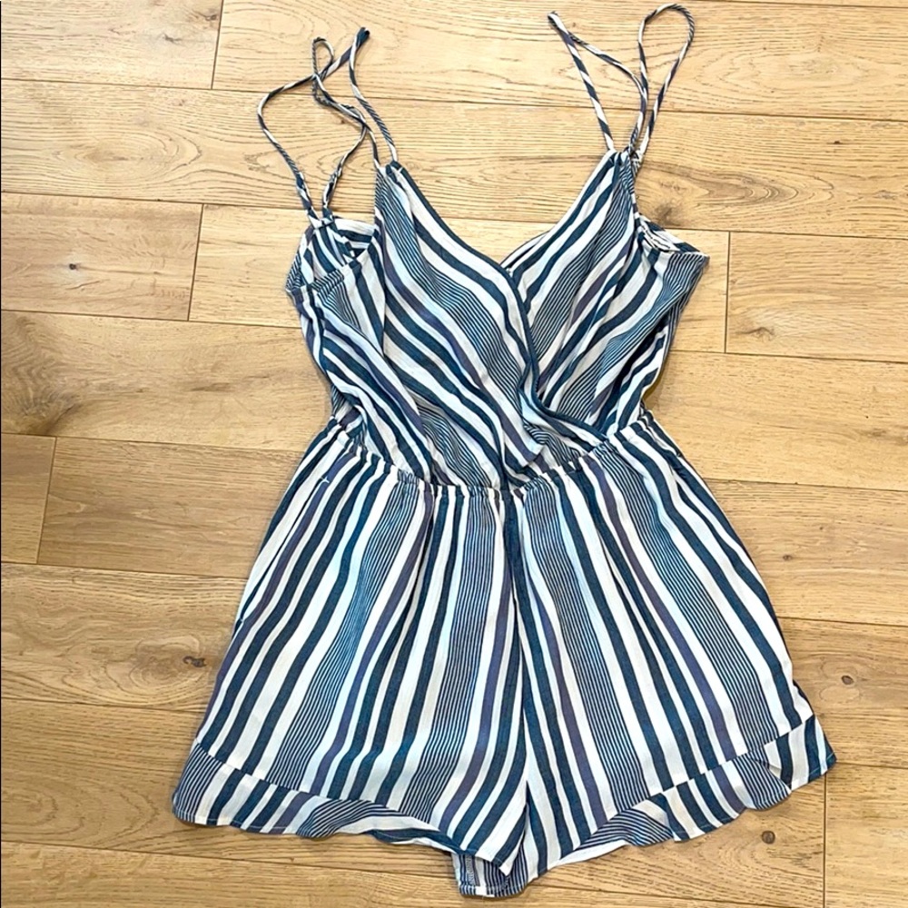 American Eagle Romper
